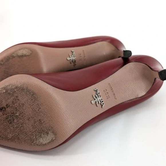 Prada Red Leather Pointed Toe Pumps Stiletto Heels Made in Italy Size 38.5 - Picture 7 of 9